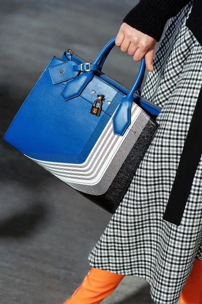 Look 14